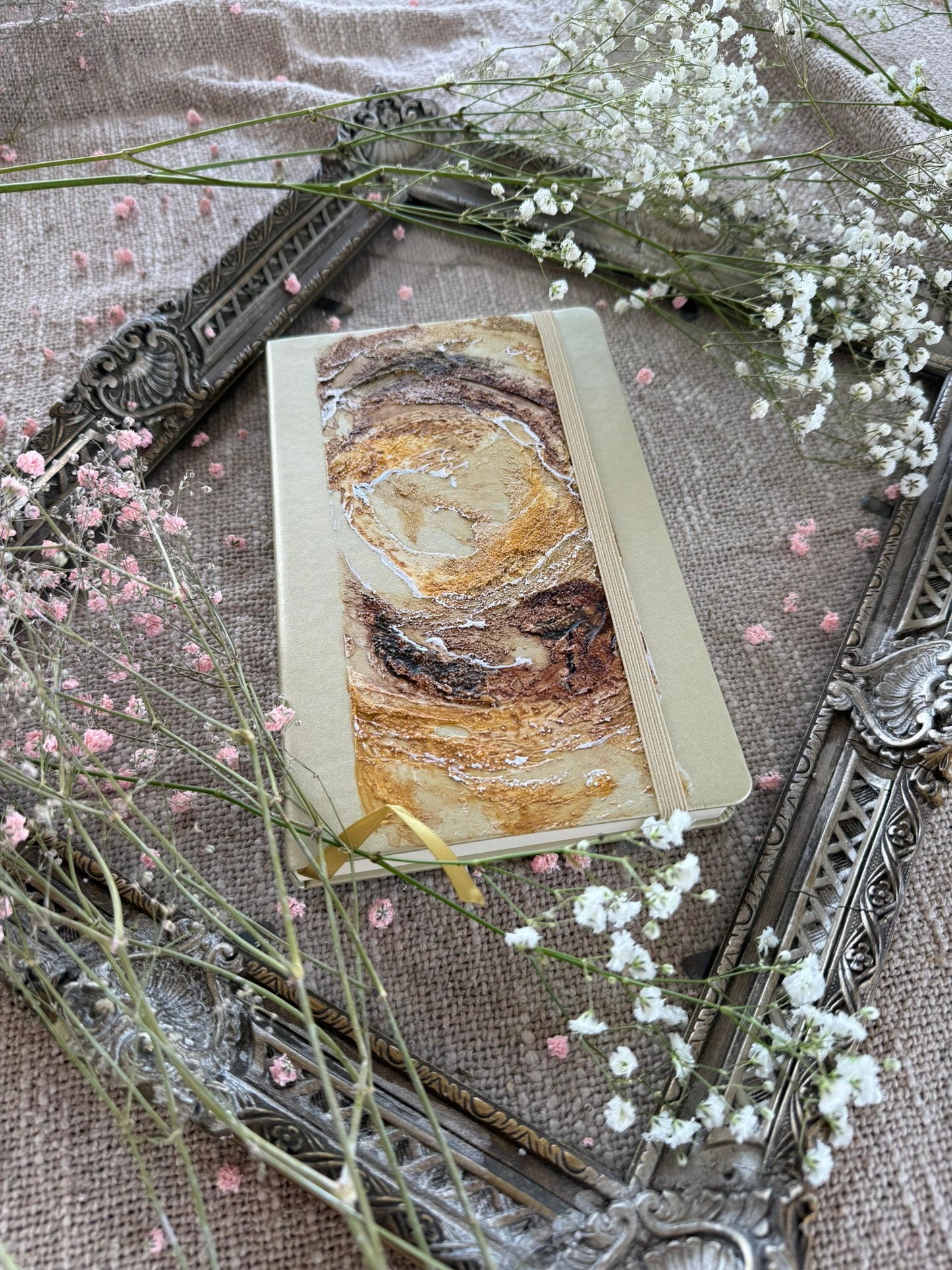 Handpainted sketchbook Gold